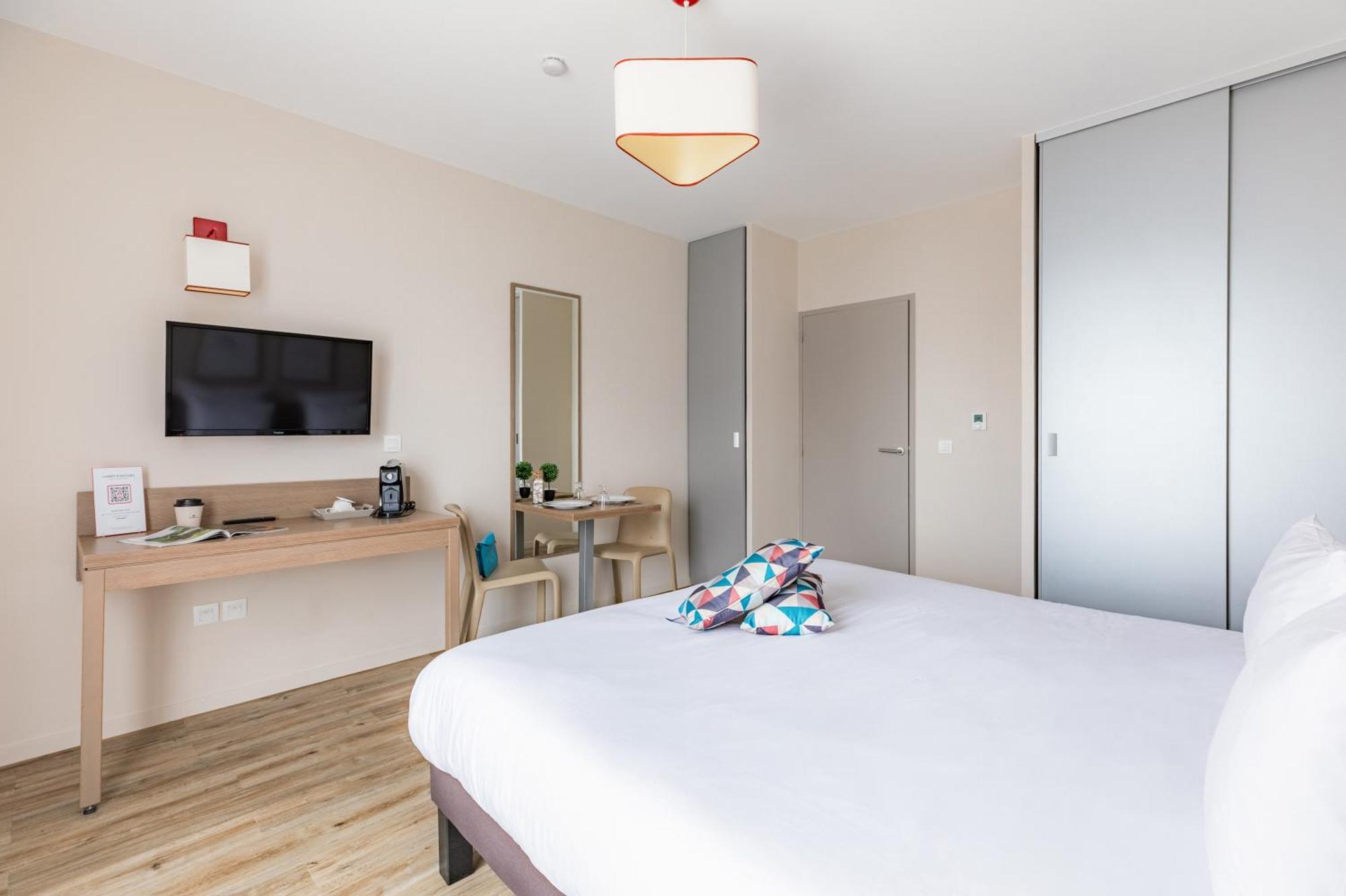Appart'City Confort Cherbourg Экстерьер фото
